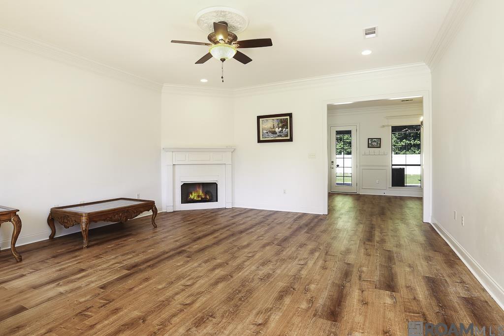 29407 Preston Pointe Dr