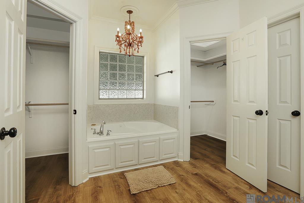 29407 Preston Pointe Dr