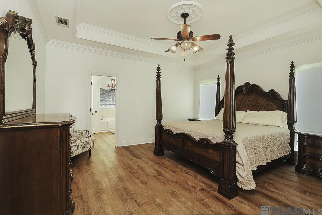 29407 Preston Pointe Dr