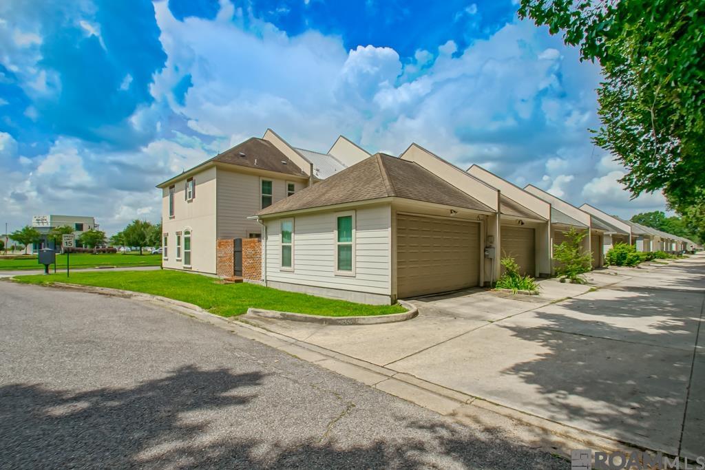 13023 N Vieux Carre Circle