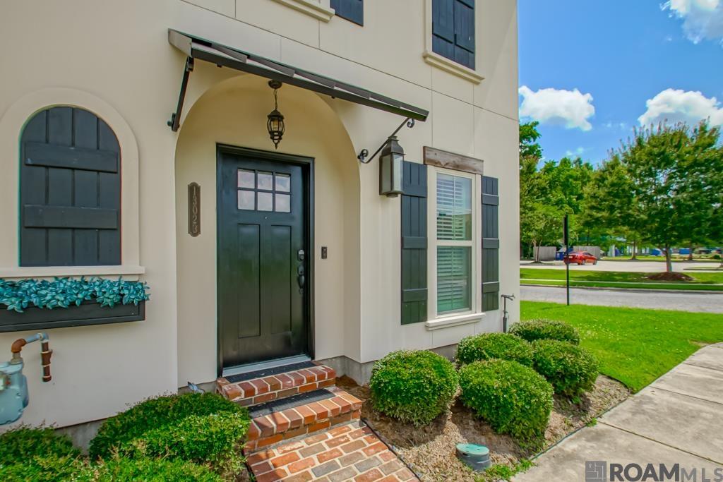 13023 N Vieux Carre Circle