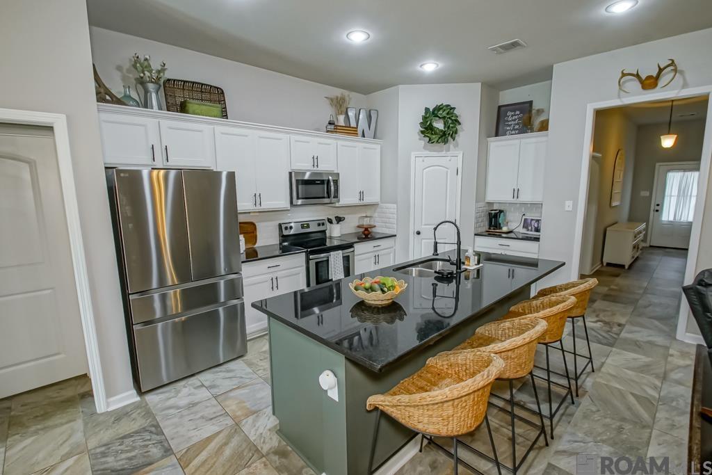 32463 Curtis Cove Ln