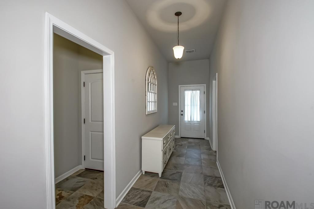 32463 Curtis Cove Ln