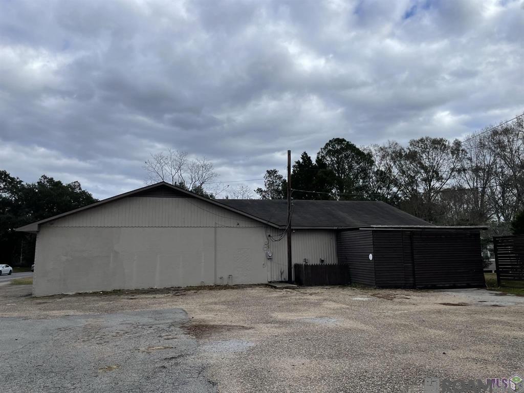 15618 Greenwell Springs Rd