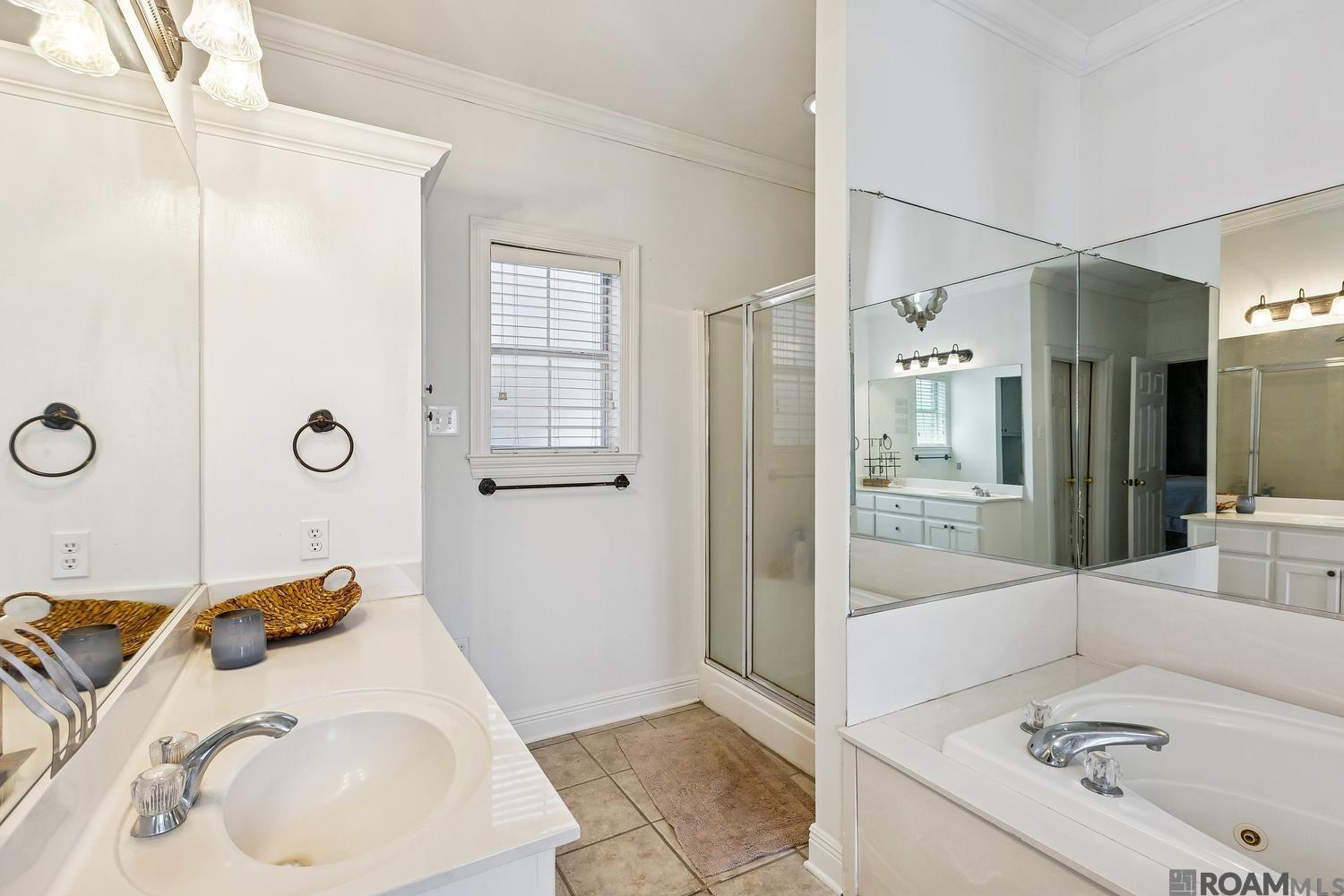 12248 S Milstead Pl