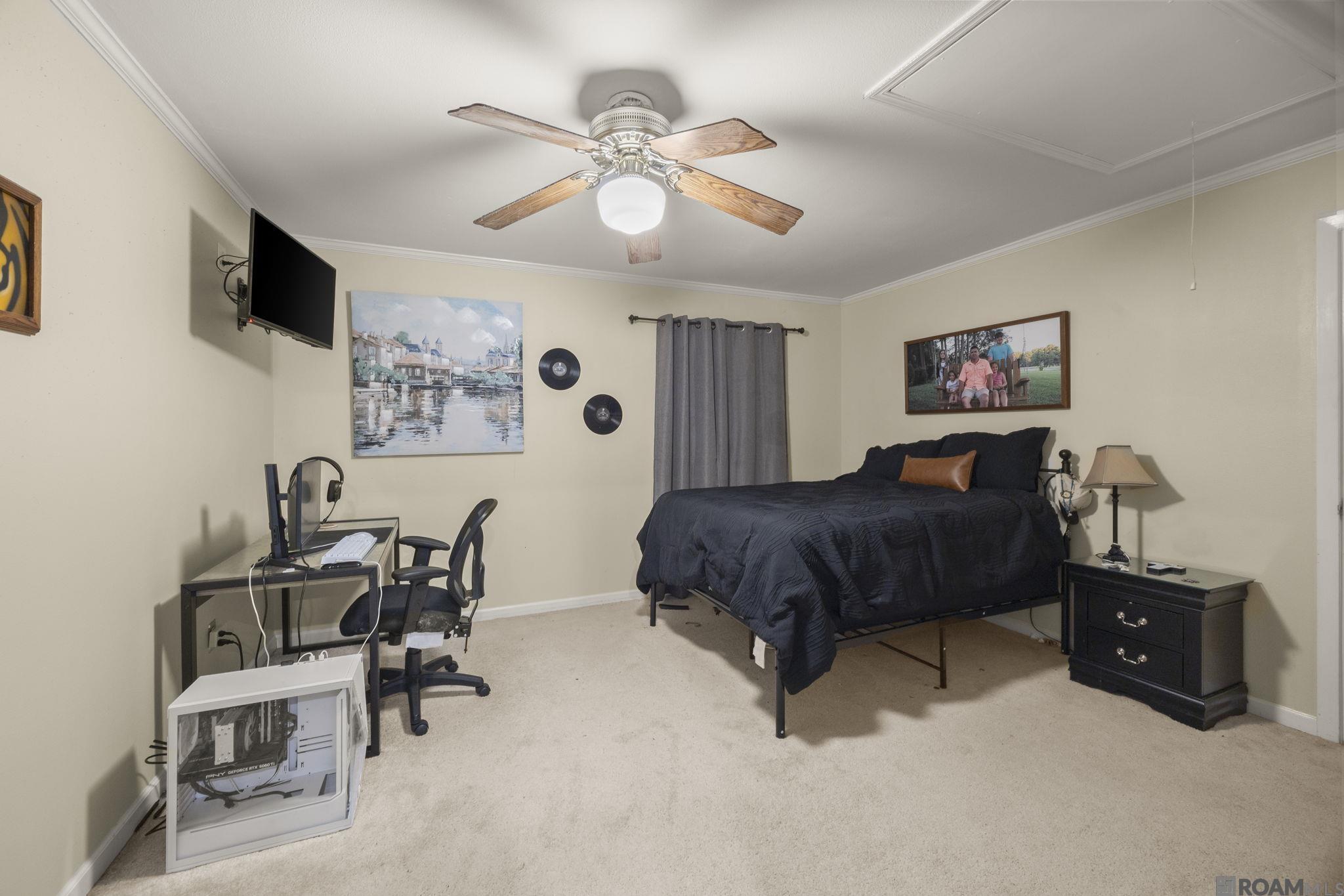 4920 Woodlyn Dr
