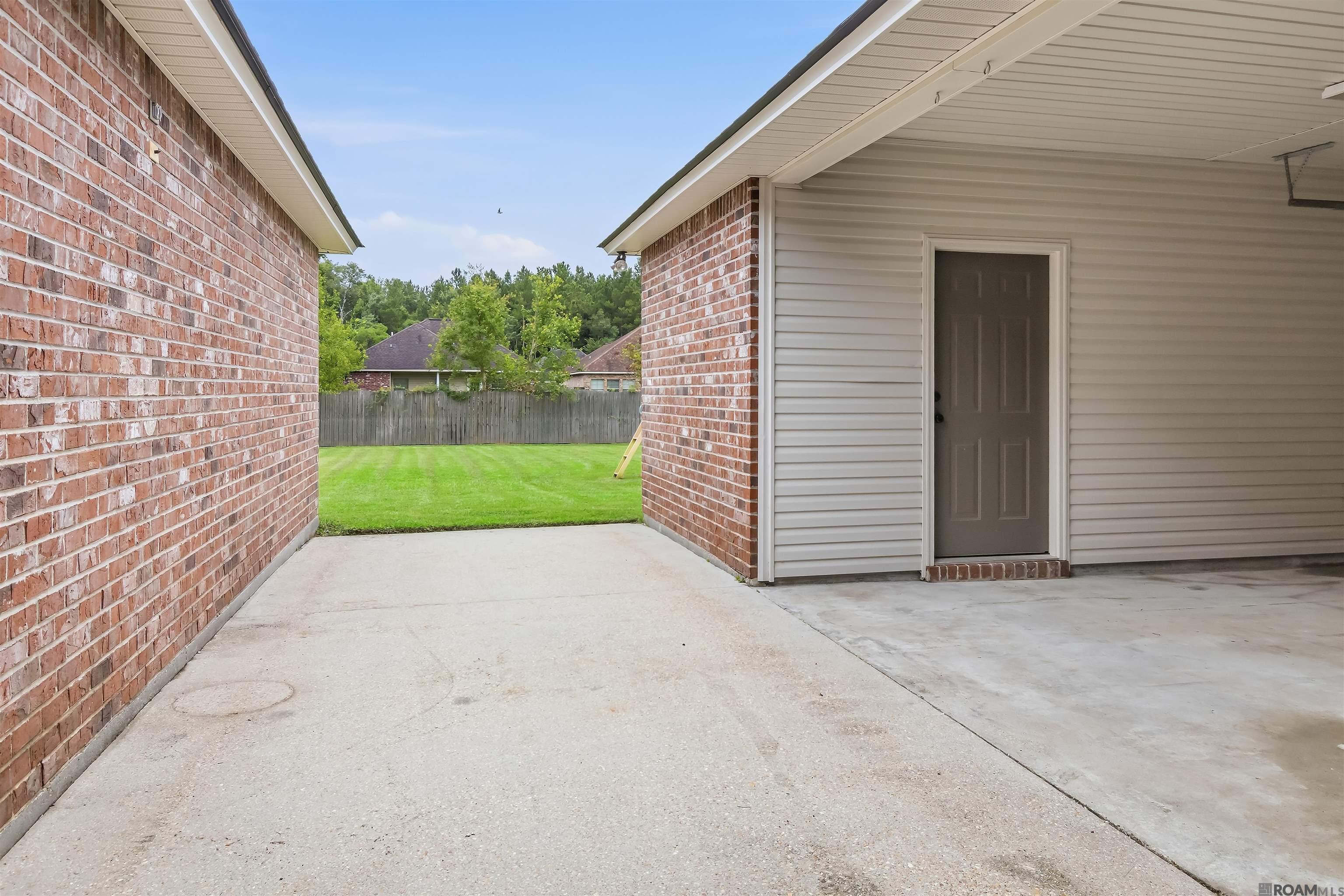 14214 Leayn Ct