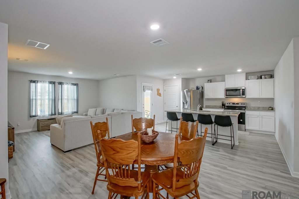 5430 Bachman Ct
