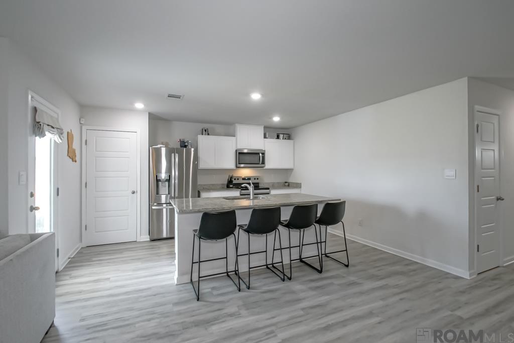 5430 Bachman Ct