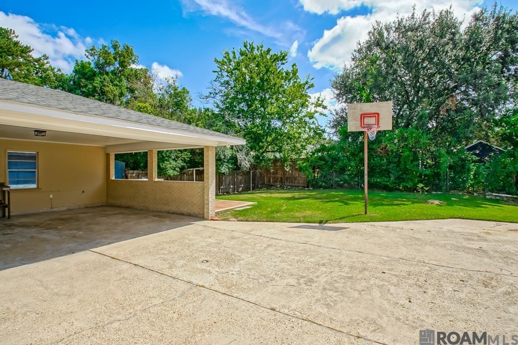 1511 Fairmont St
