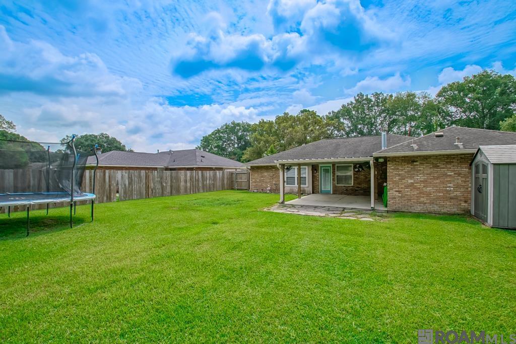 15351 Country Rd