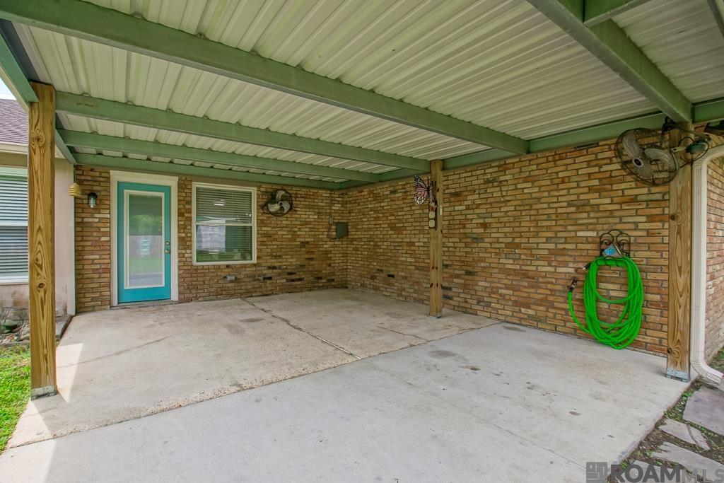 15351 Country Rd