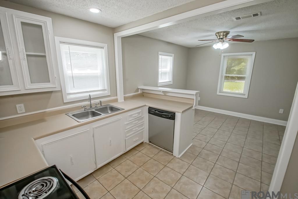 33872 Courtney Ln
