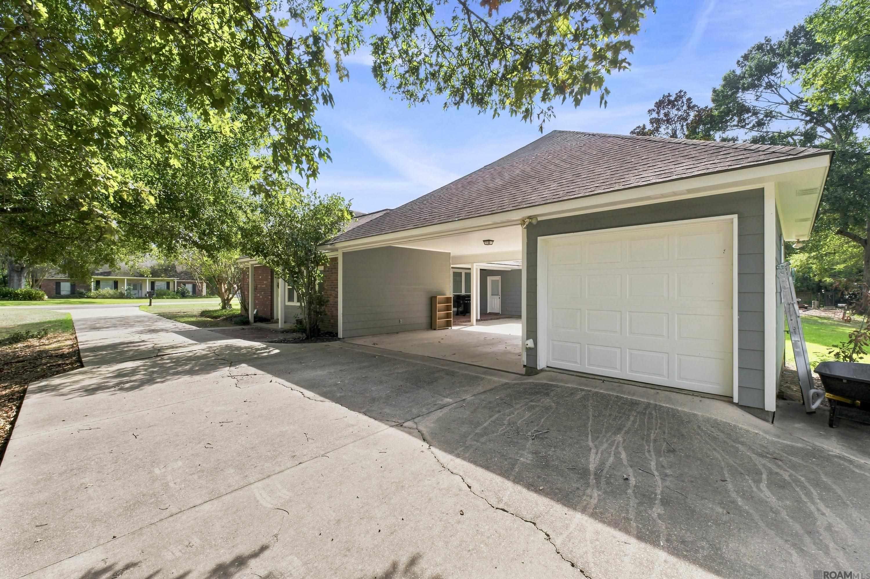 18637 Magnolia Bend Rd