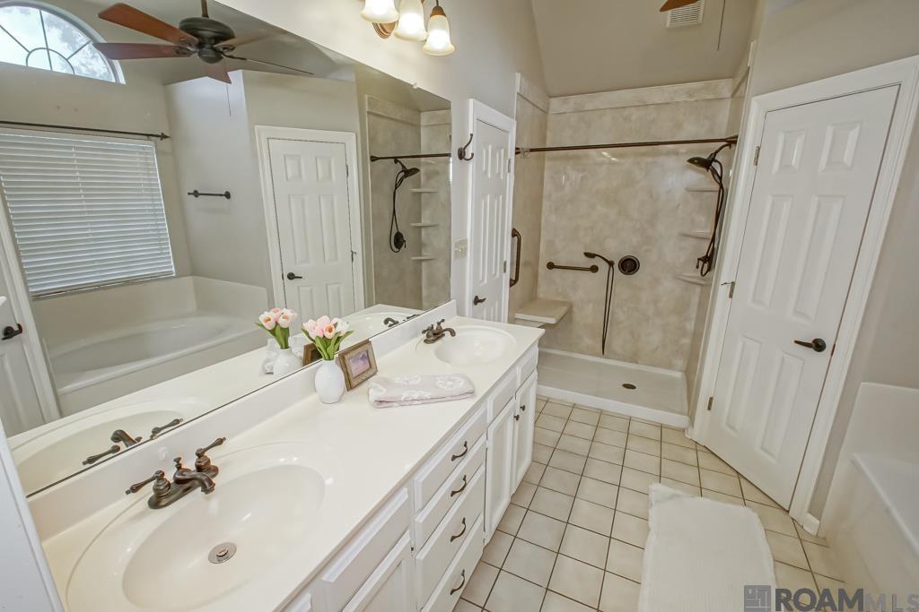9141 Gary Dr