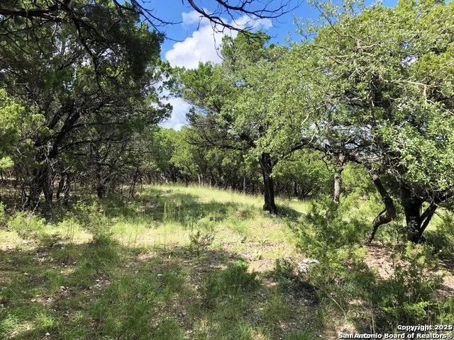9415 Saddle Trail