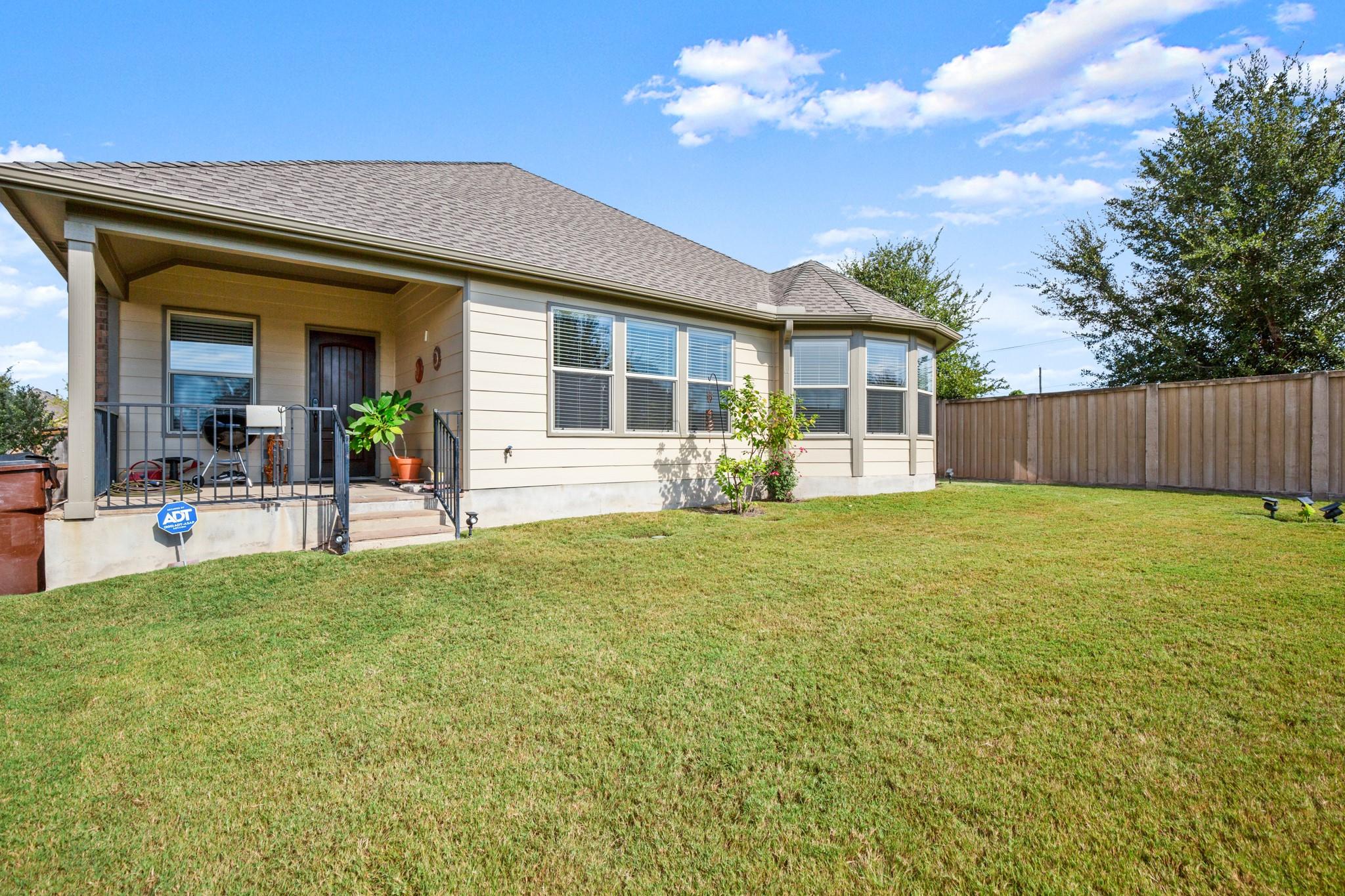 2931 Salvador LN