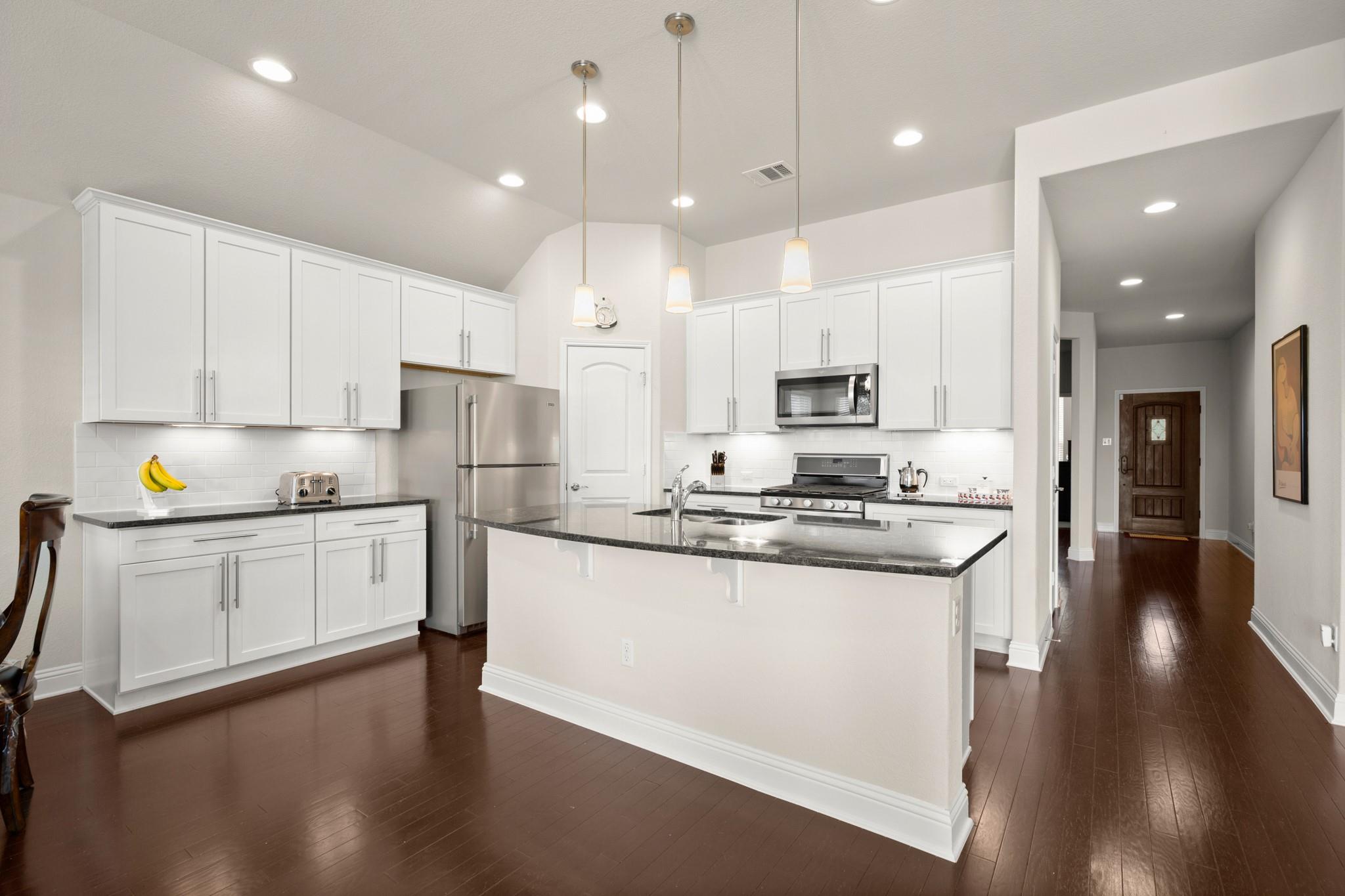 2931 Salvador LN