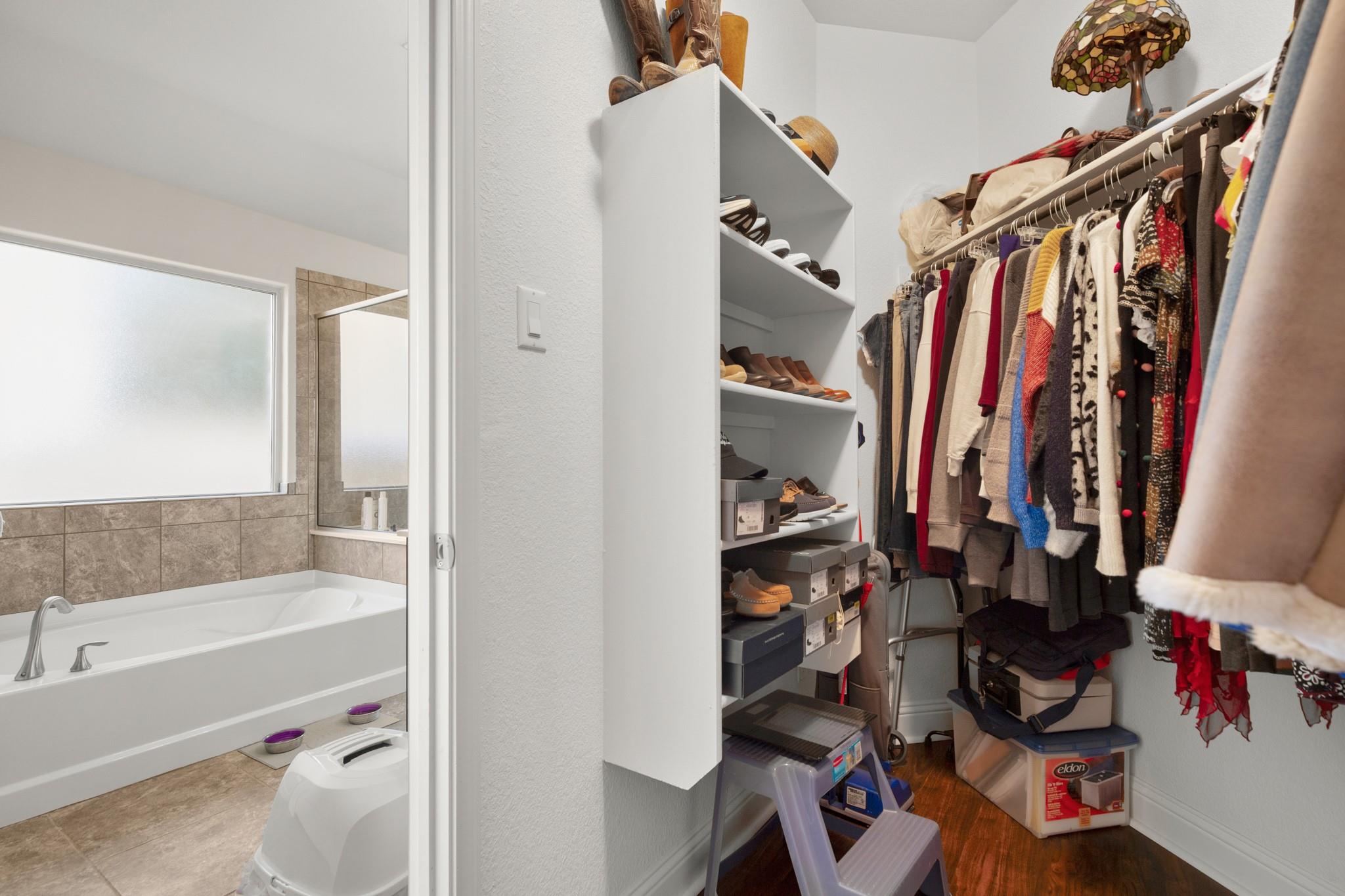2931 Salvador LN