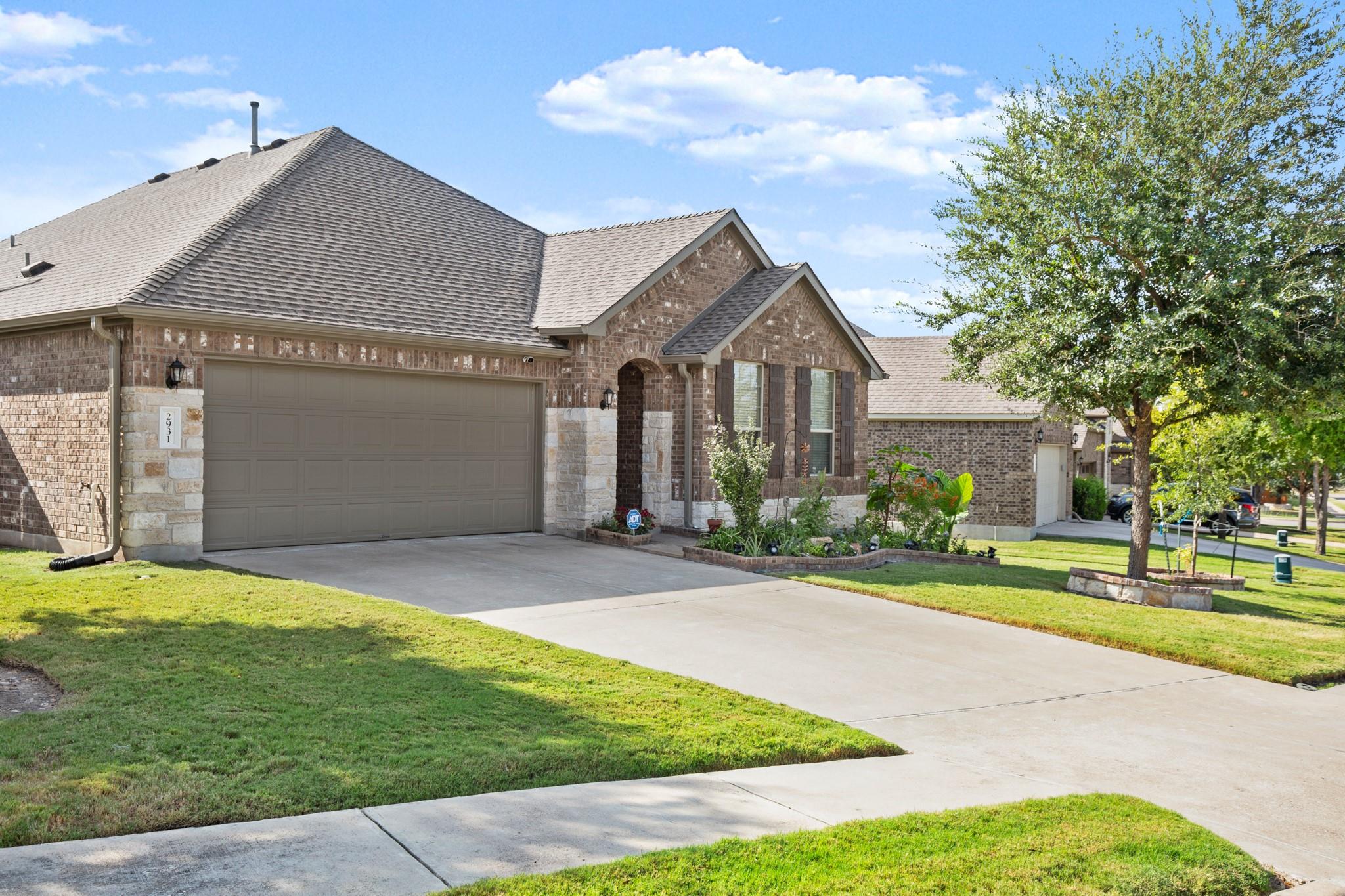2931 Salvador LN
