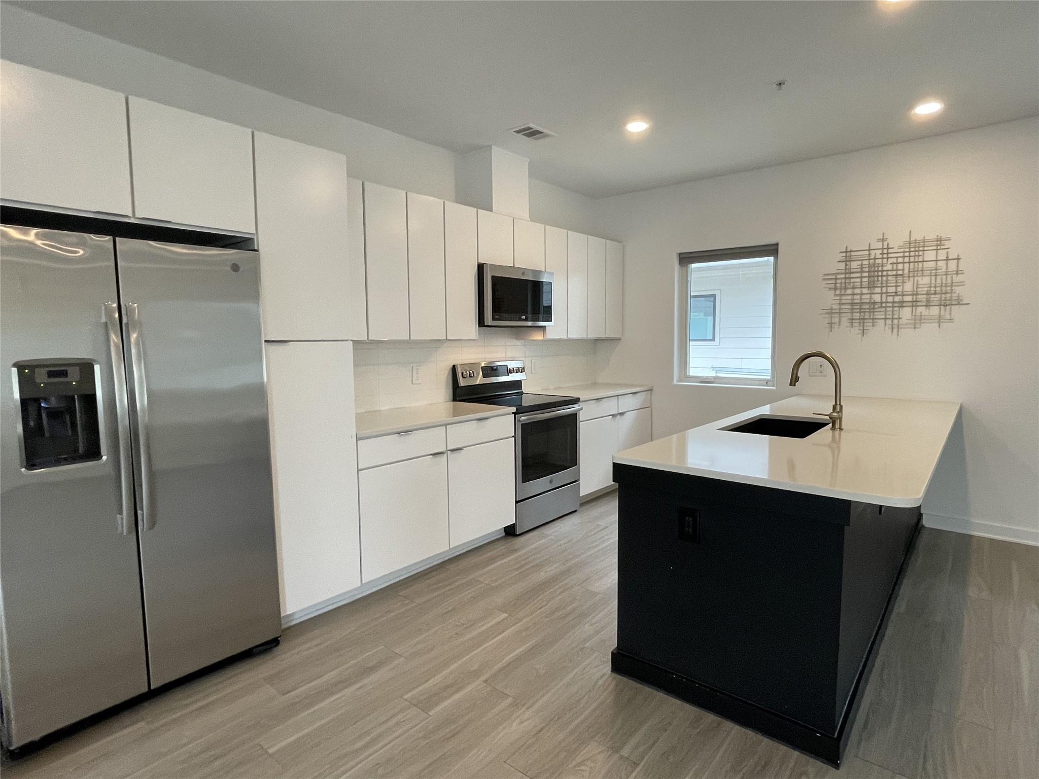 5924 S Congress Ave # 152S