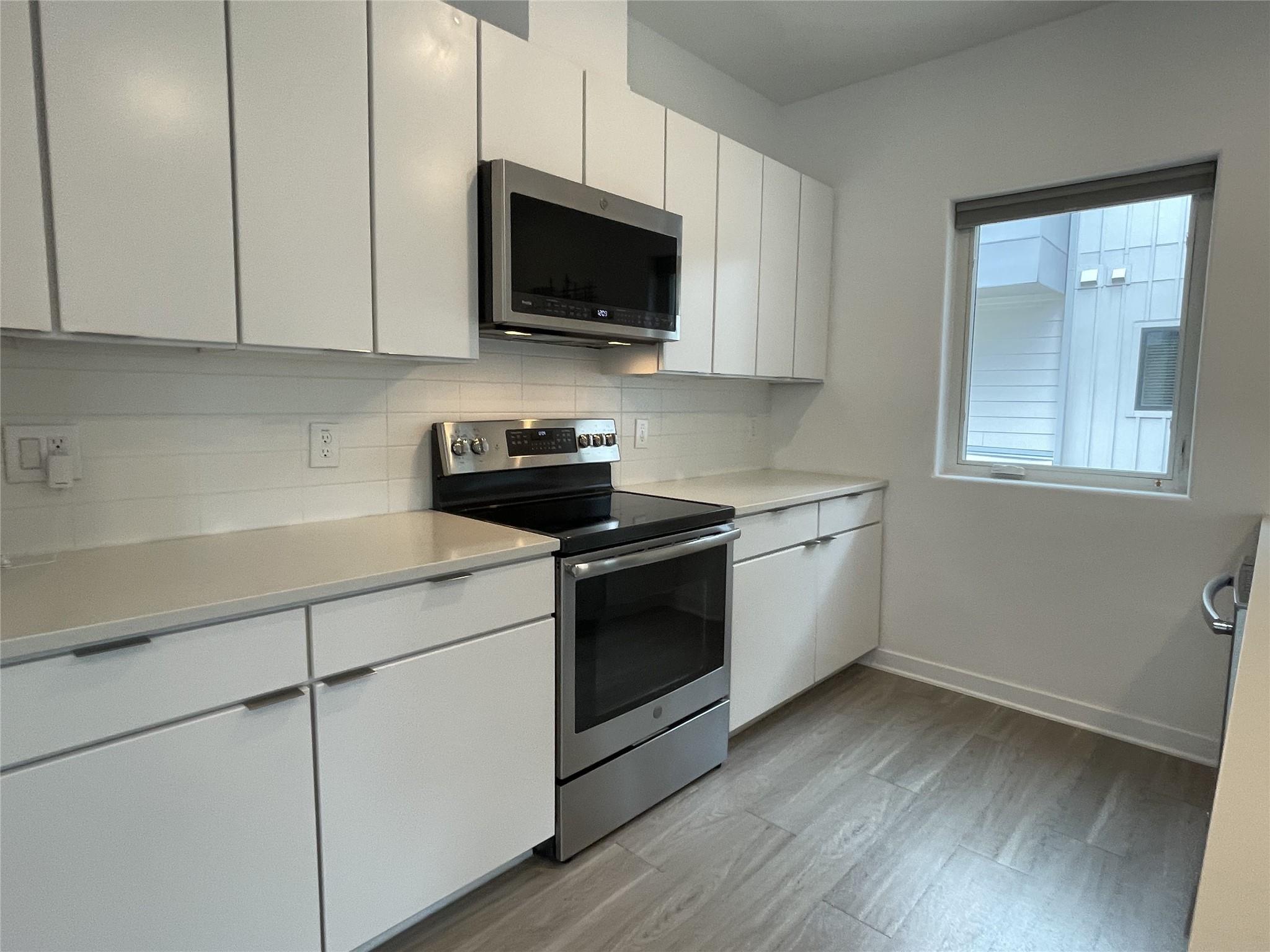 5924 S Congress Ave # 152S