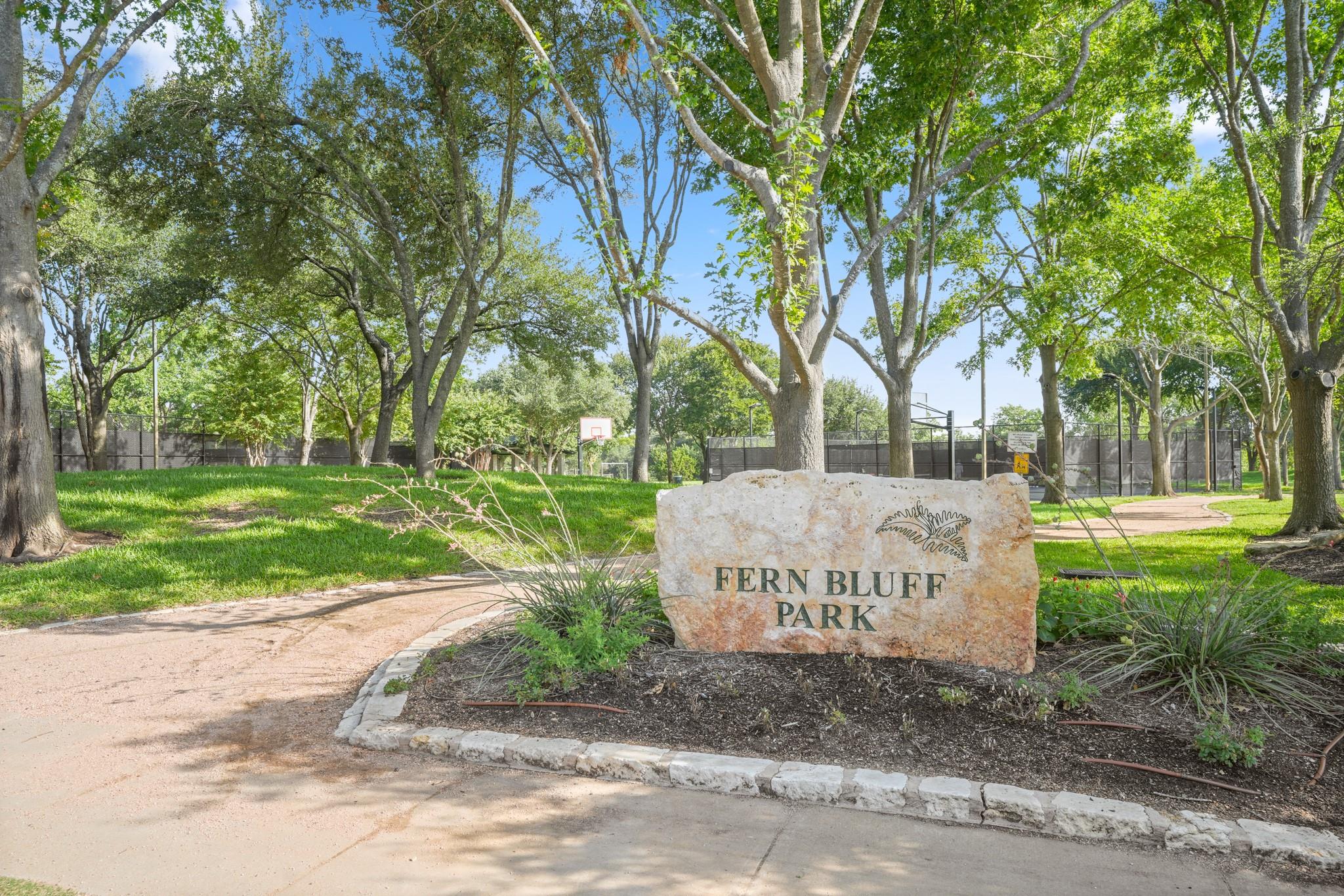 17841 Park Valley DR