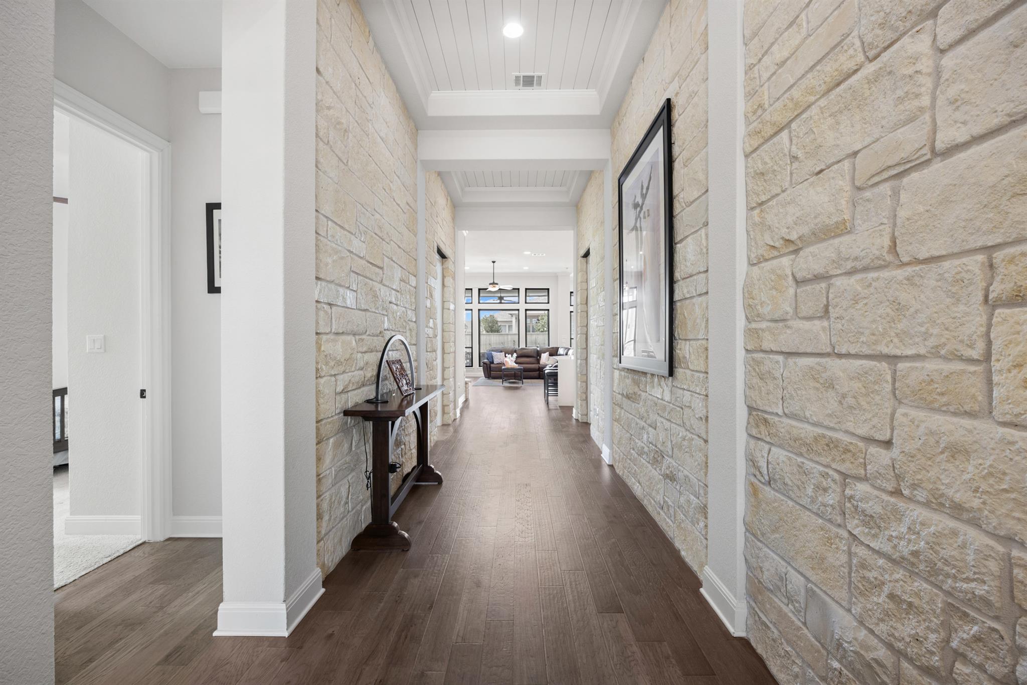 109 Alonda WAY