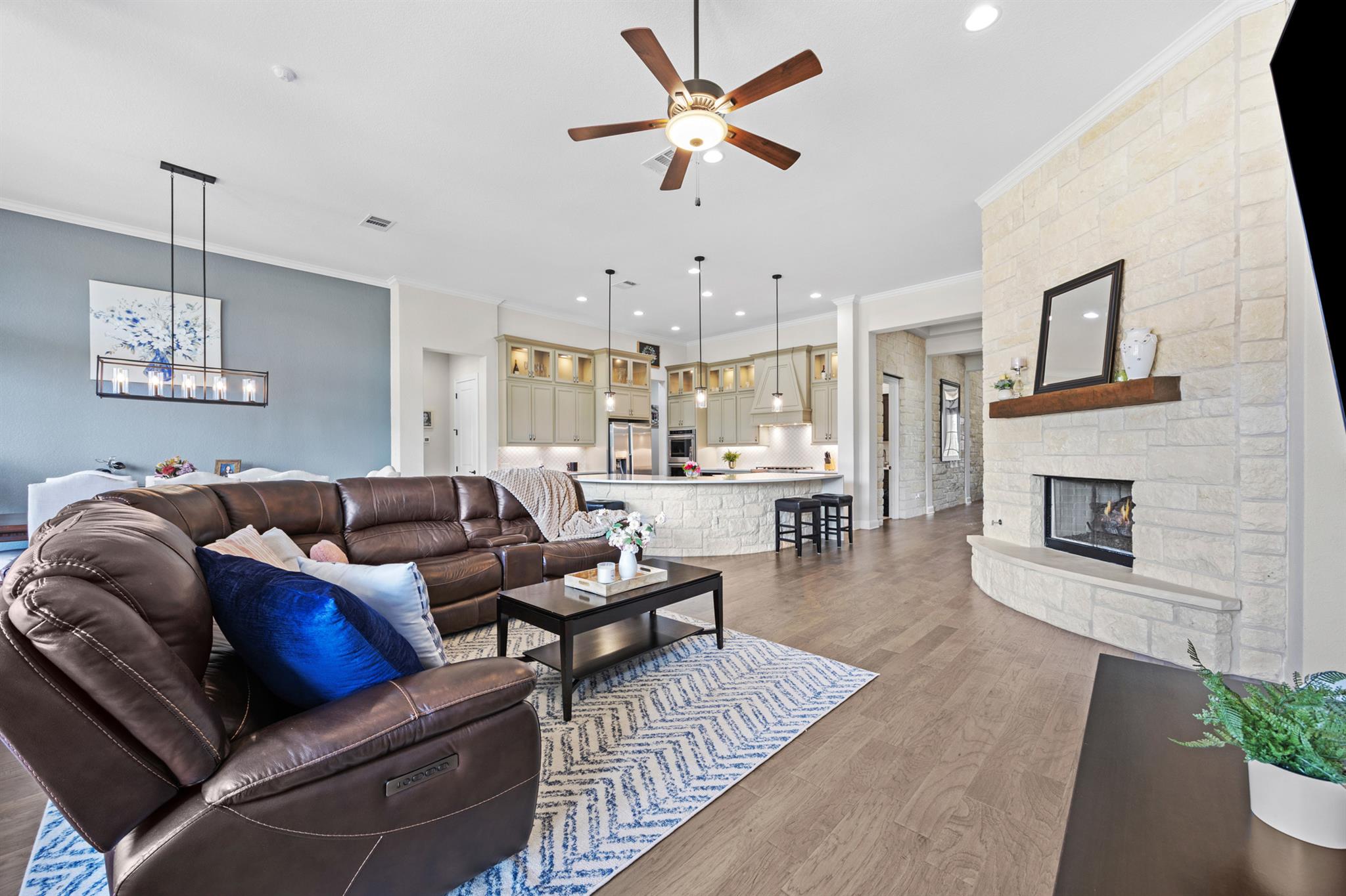 109 Alonda WAY