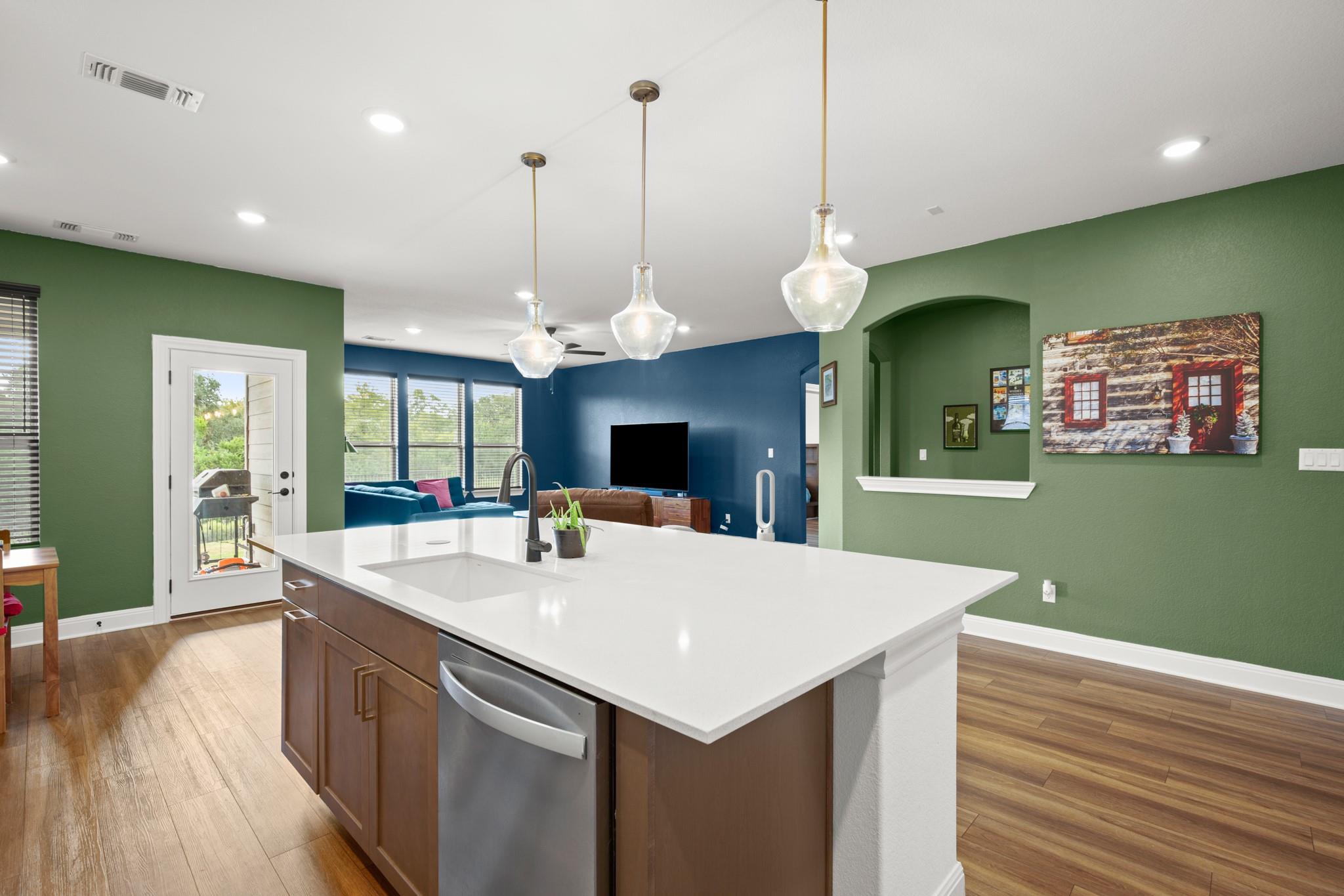 208 Olinda WAY