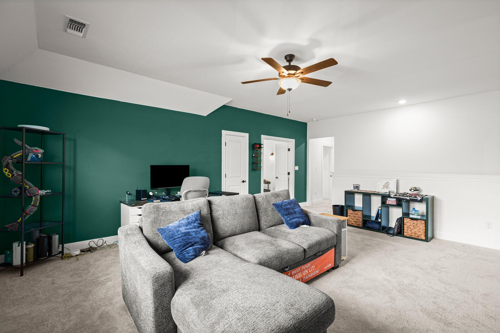208 Olinda WAY