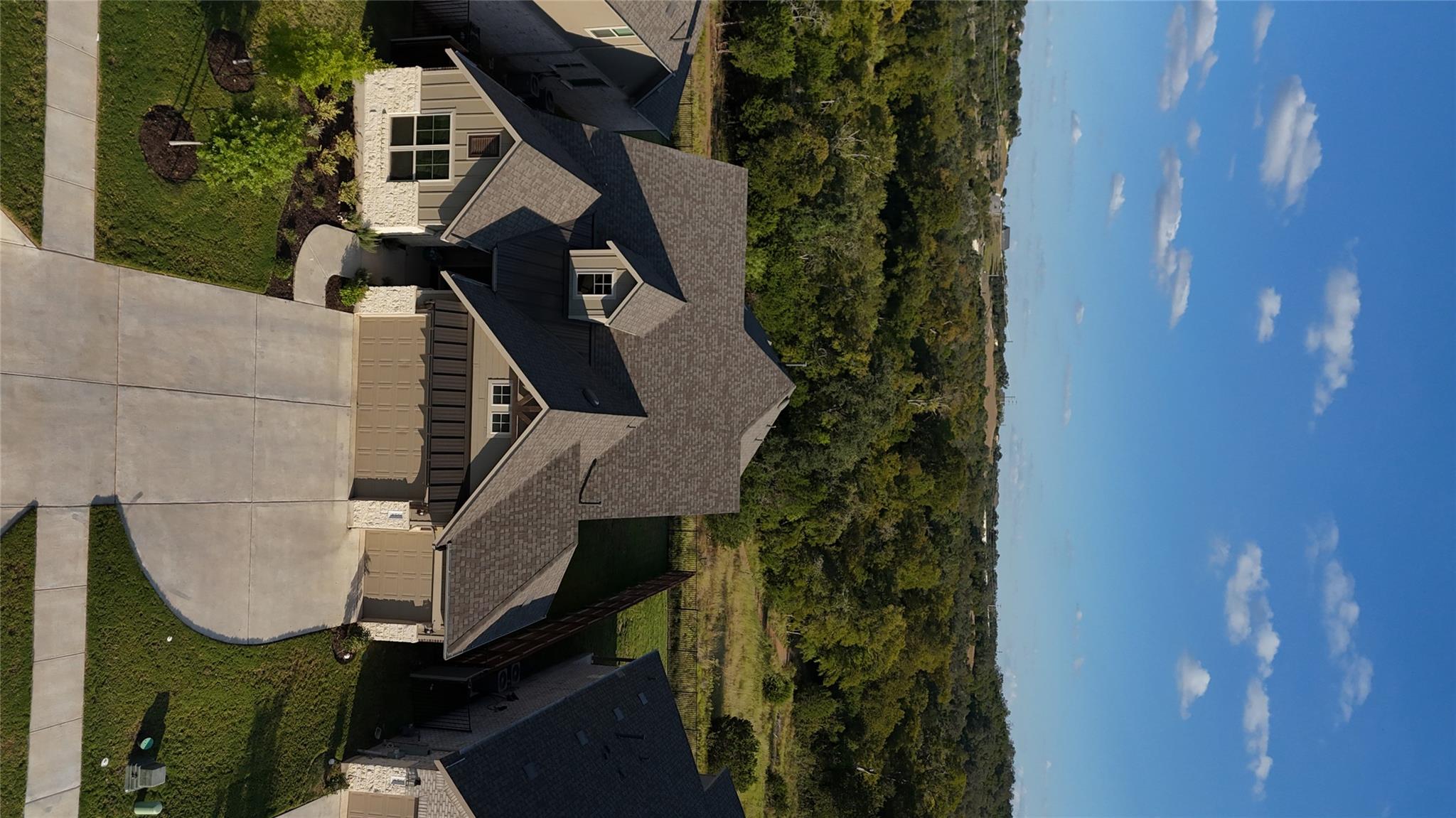 208 Olinda WAY