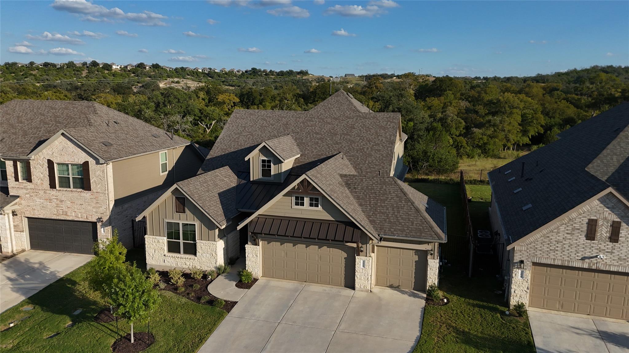 208 Olinda WAY