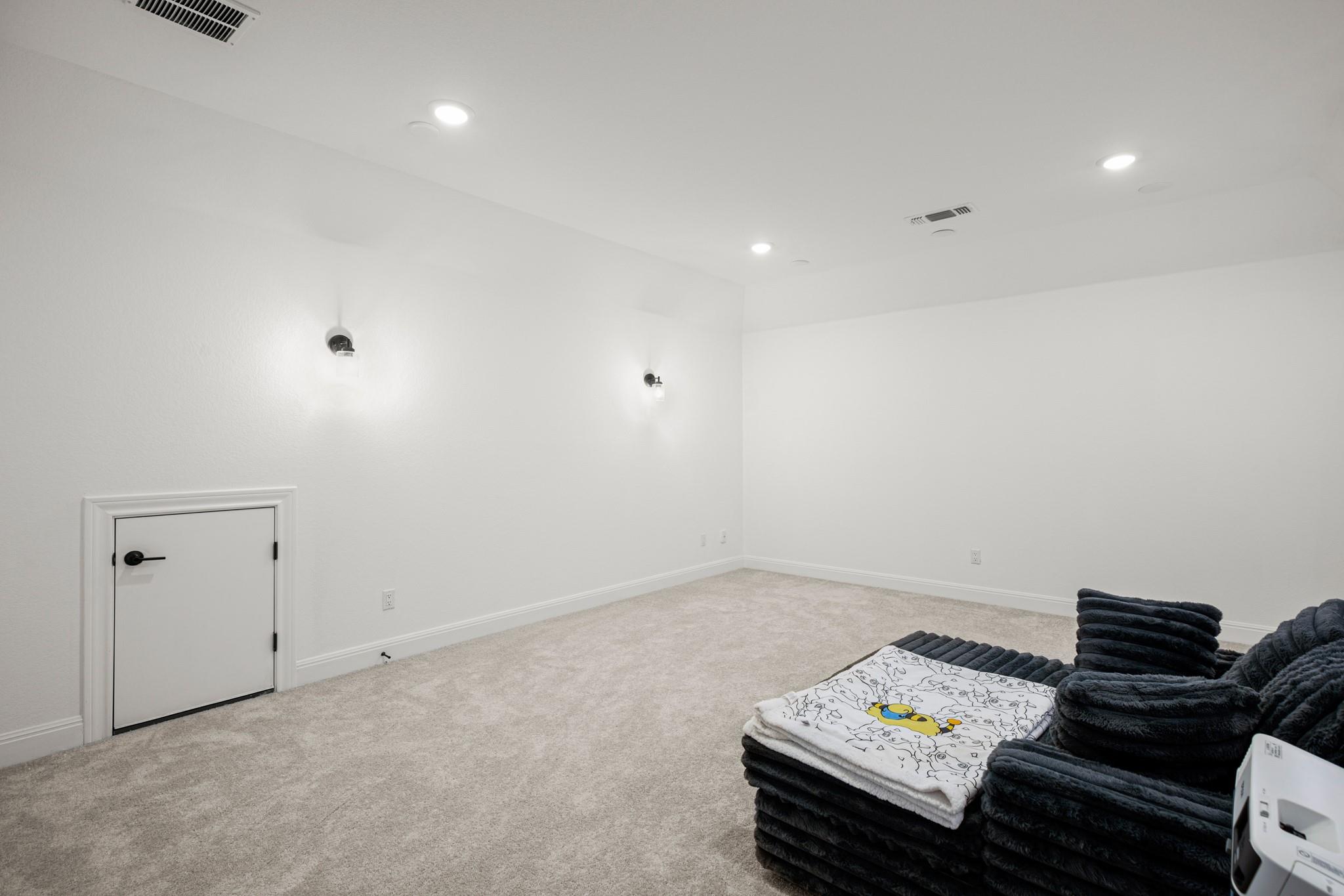 208 Olinda WAY