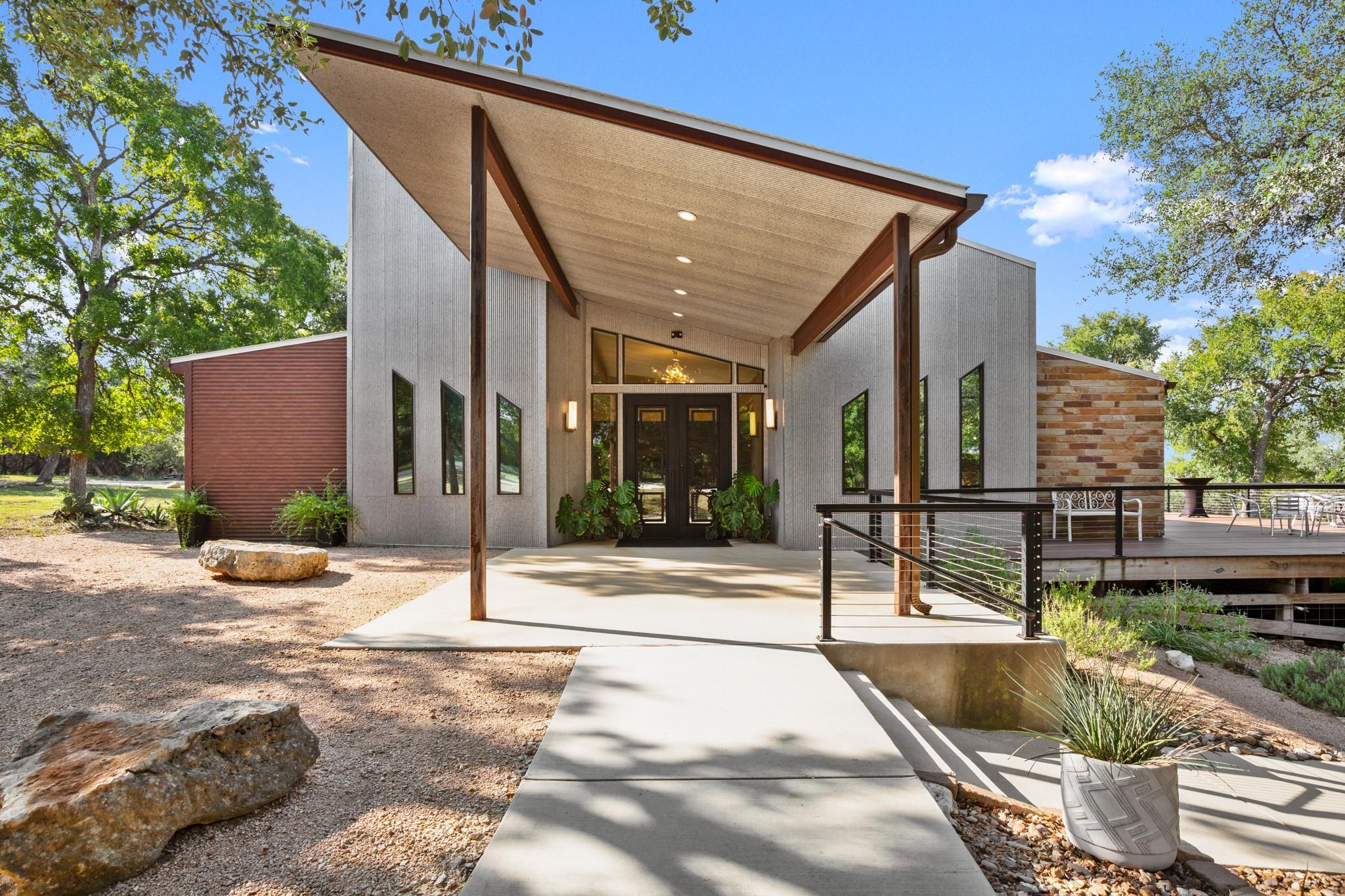 601 Sandy Point RD, Wimberley