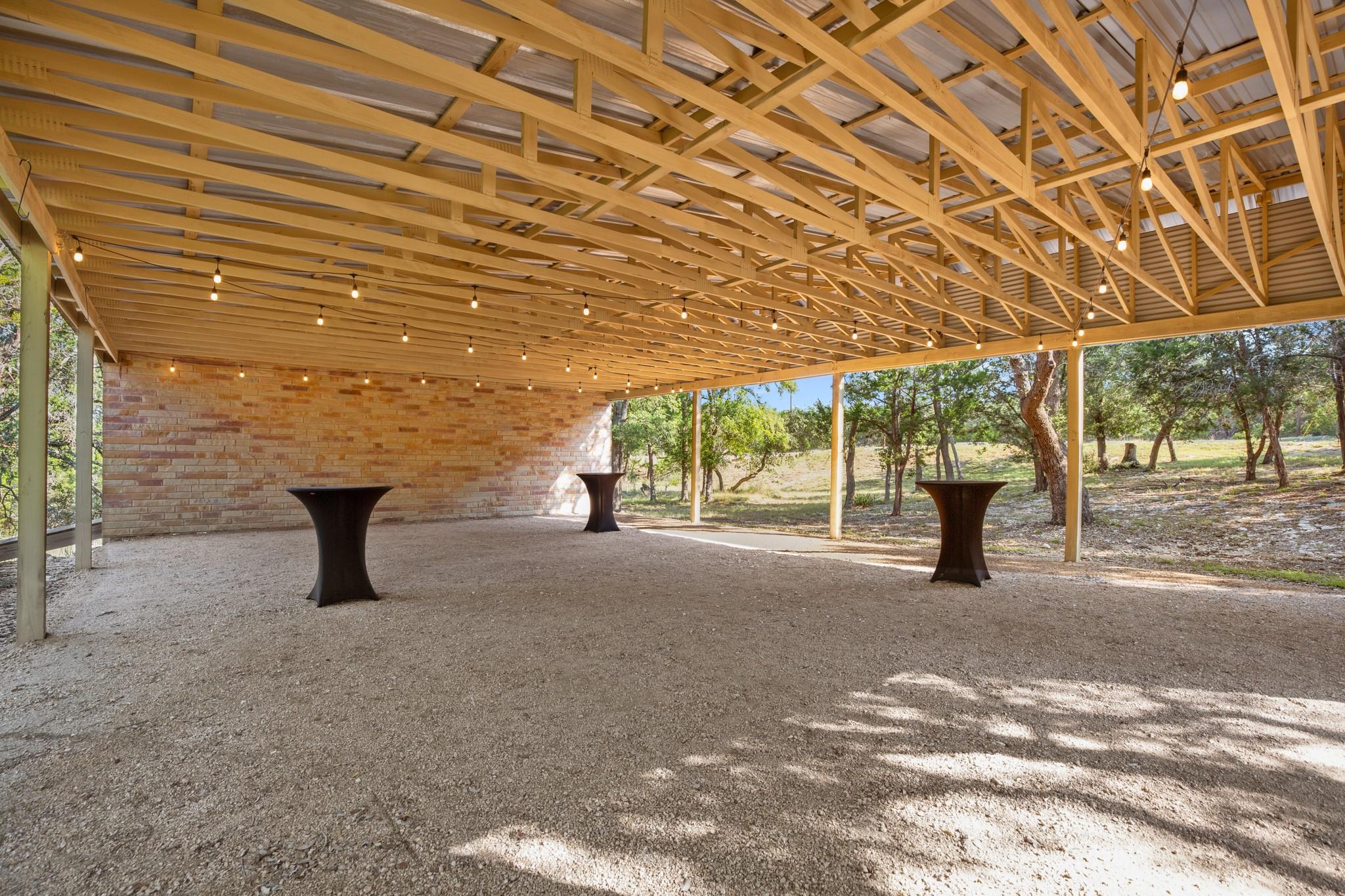 601 Sandy Point RD, Wimberley