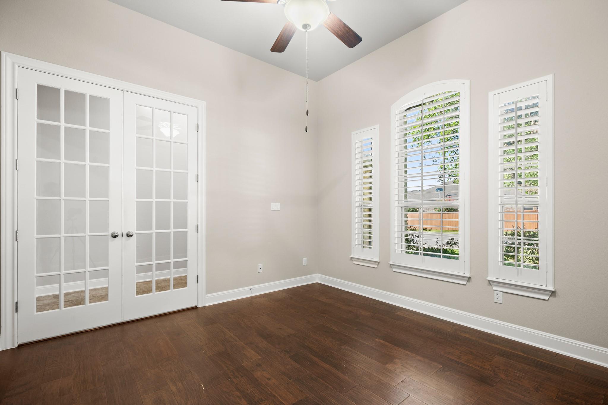 2233 Yaupon Range DR