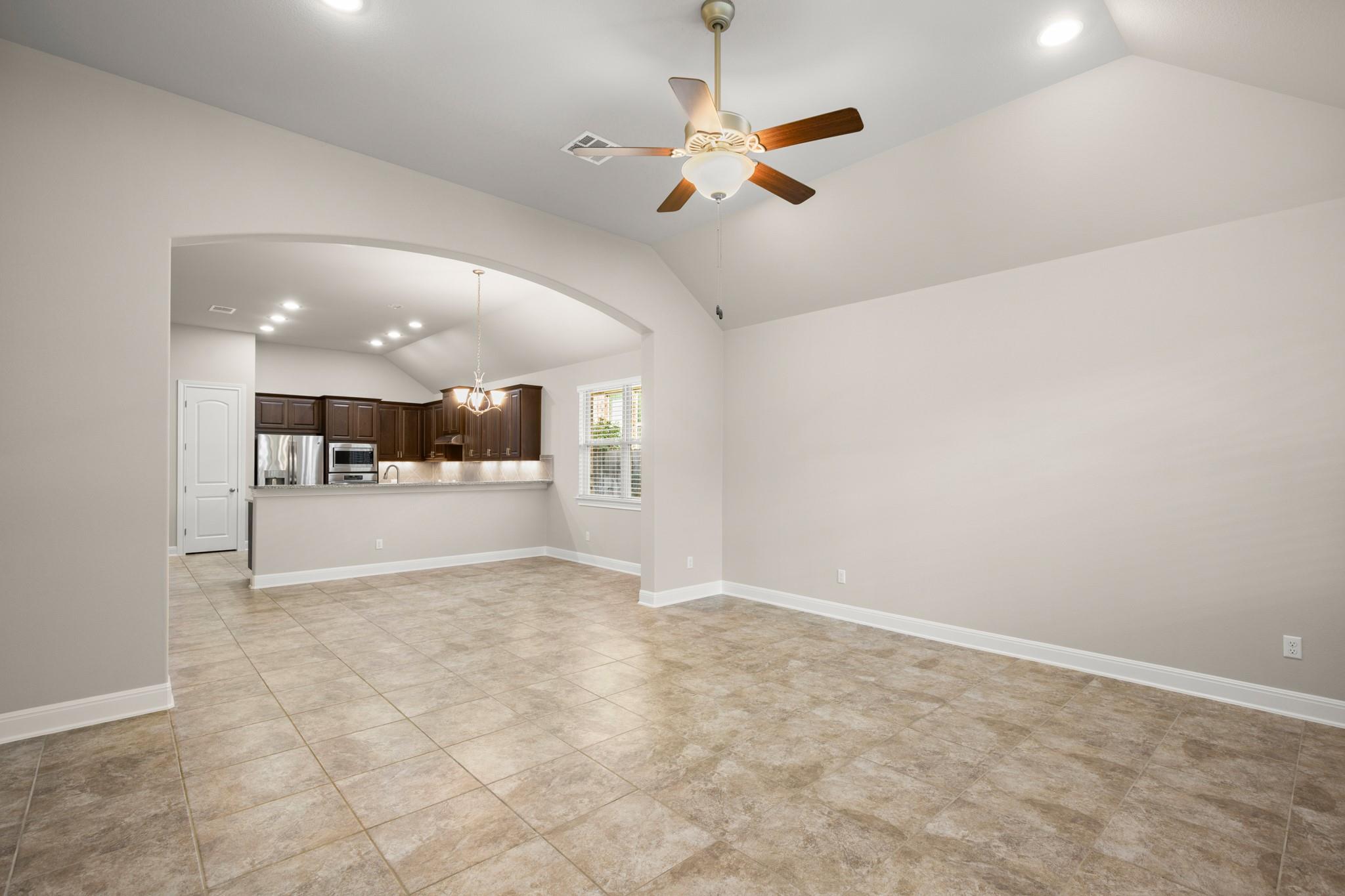 2233 Yaupon Range DR