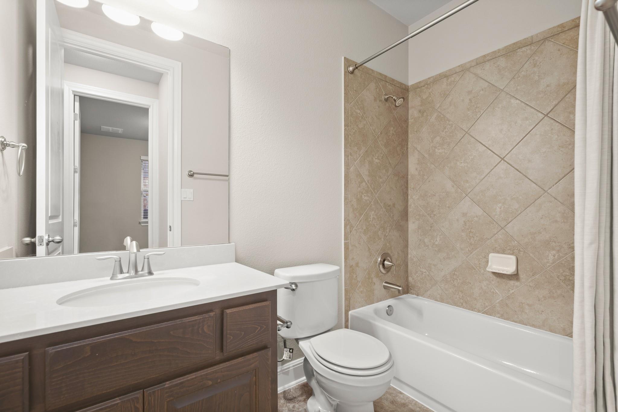 2233 Yaupon Range DR