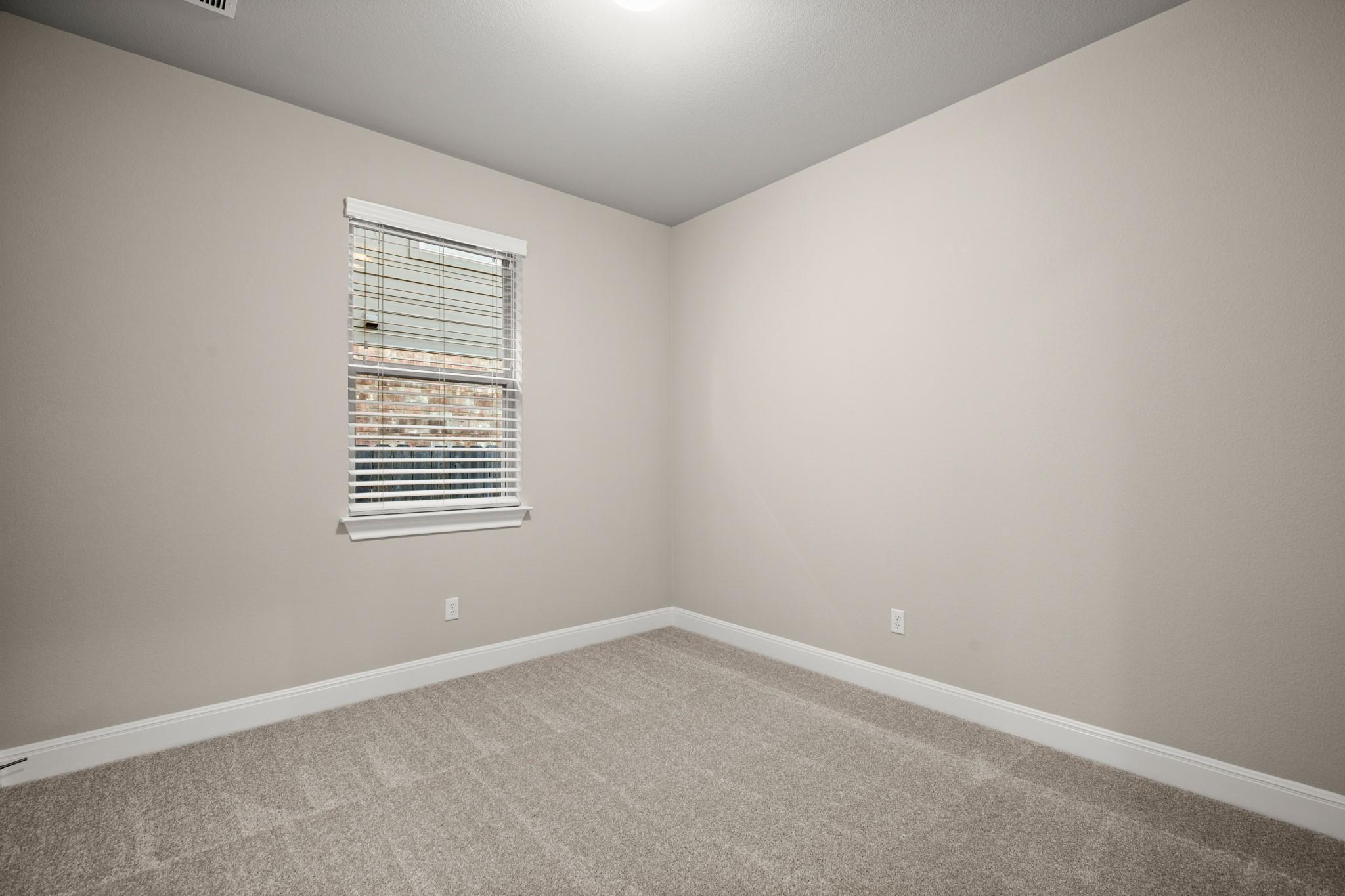 2233 Yaupon Range DR