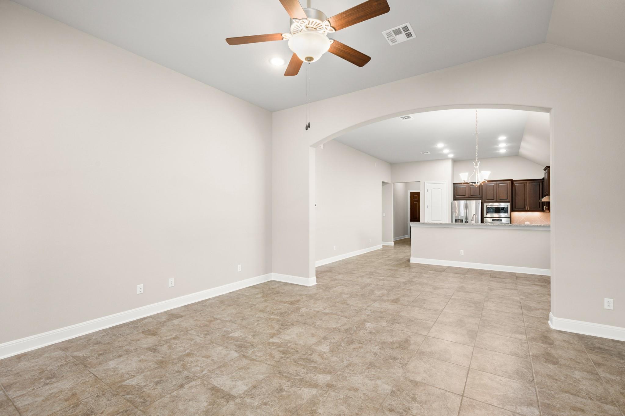 2233 Yaupon Range DR