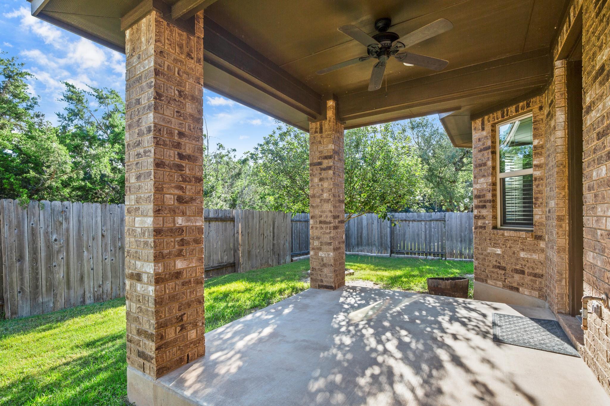 2233 Yaupon Range DR