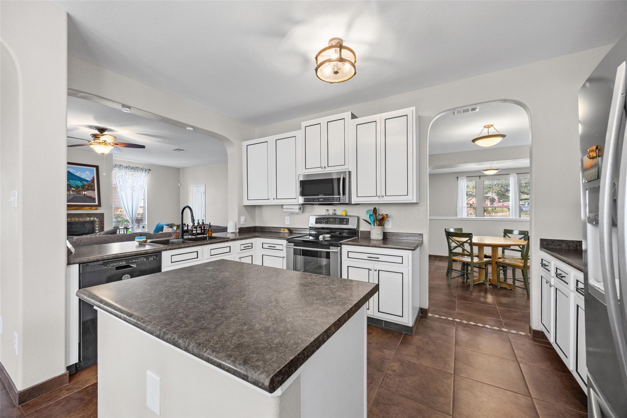 501 Wildwood DR