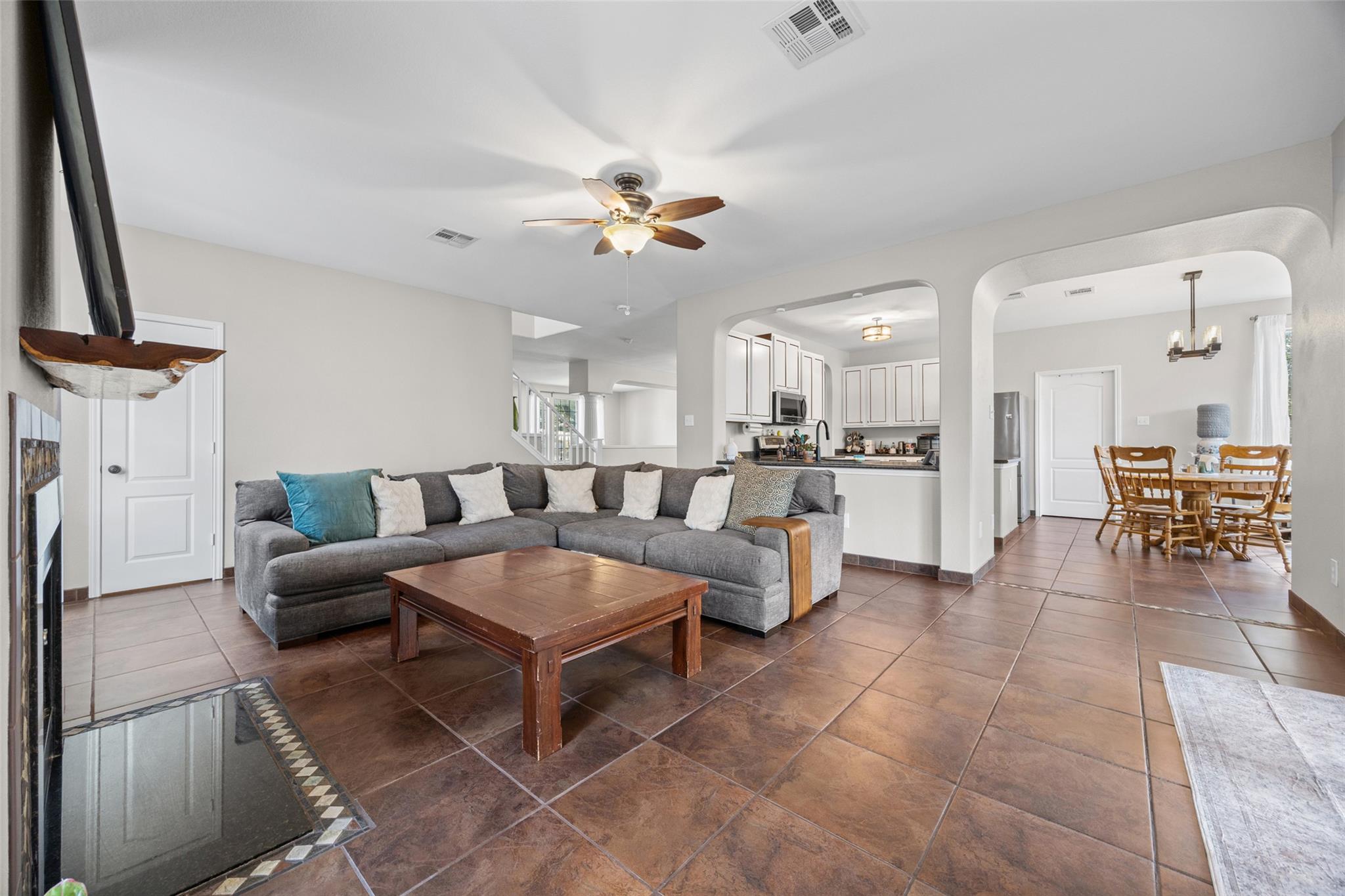 501 Wildwood DR
