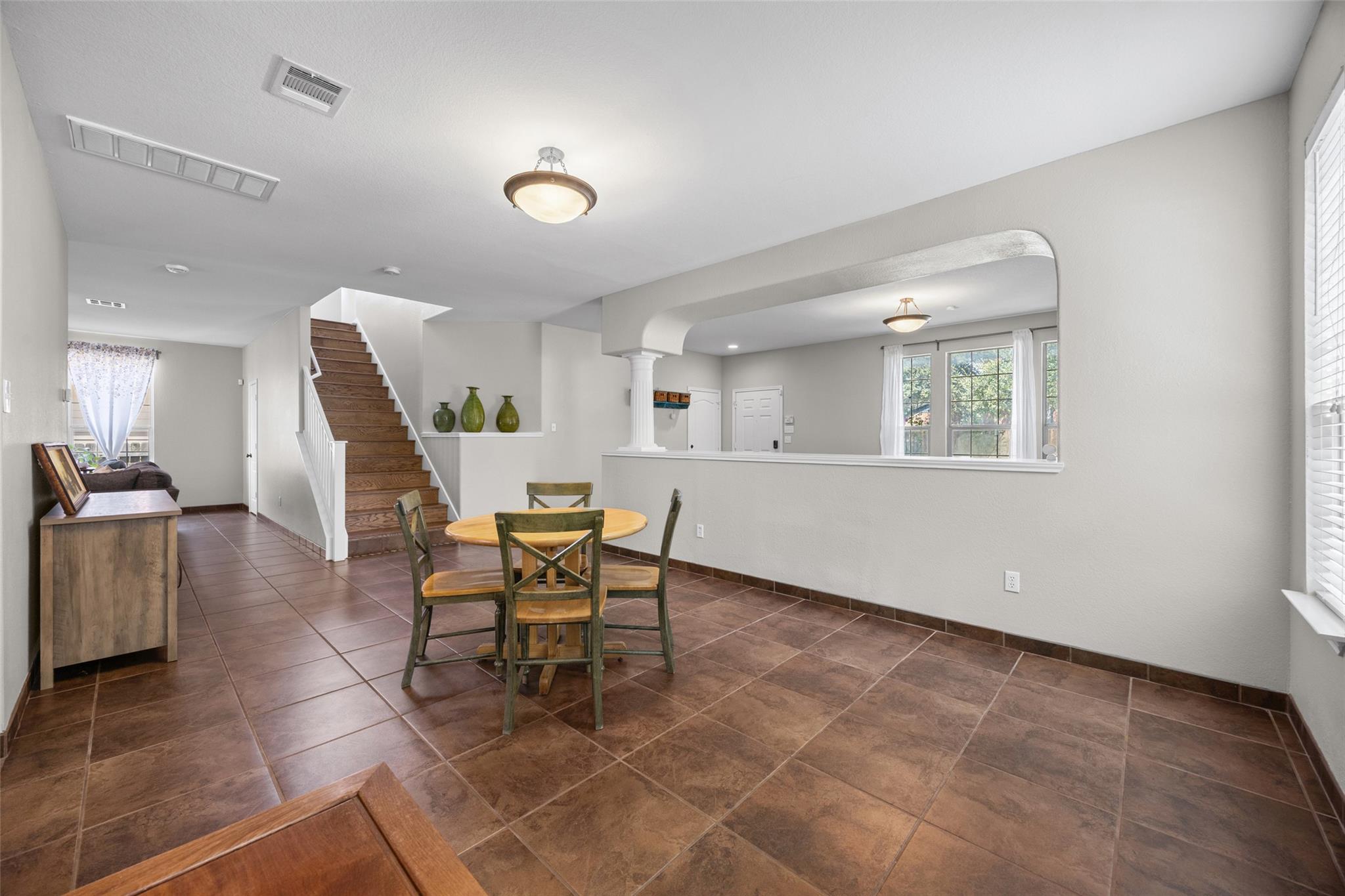 501 Wildwood DR