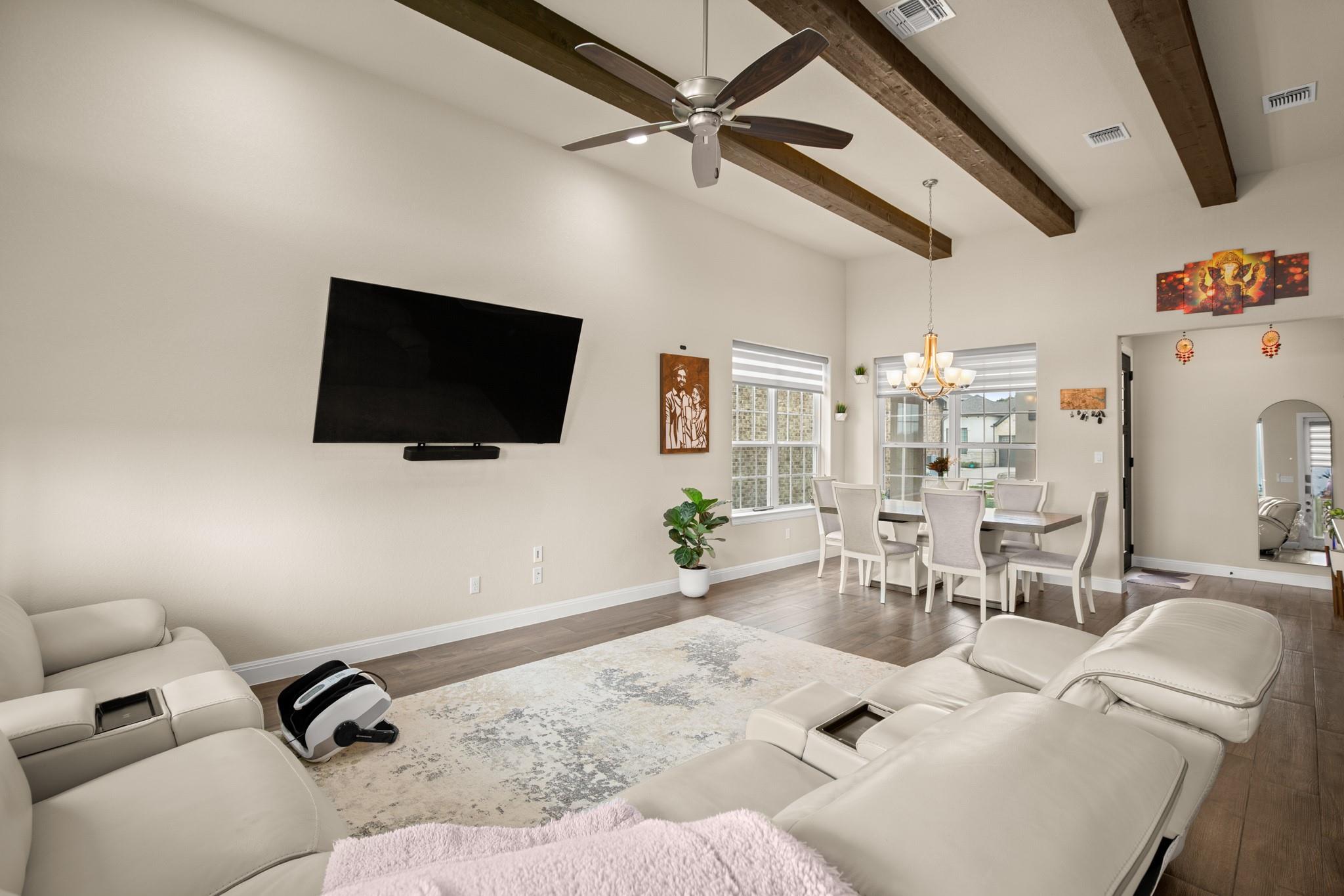 525 Faith DR