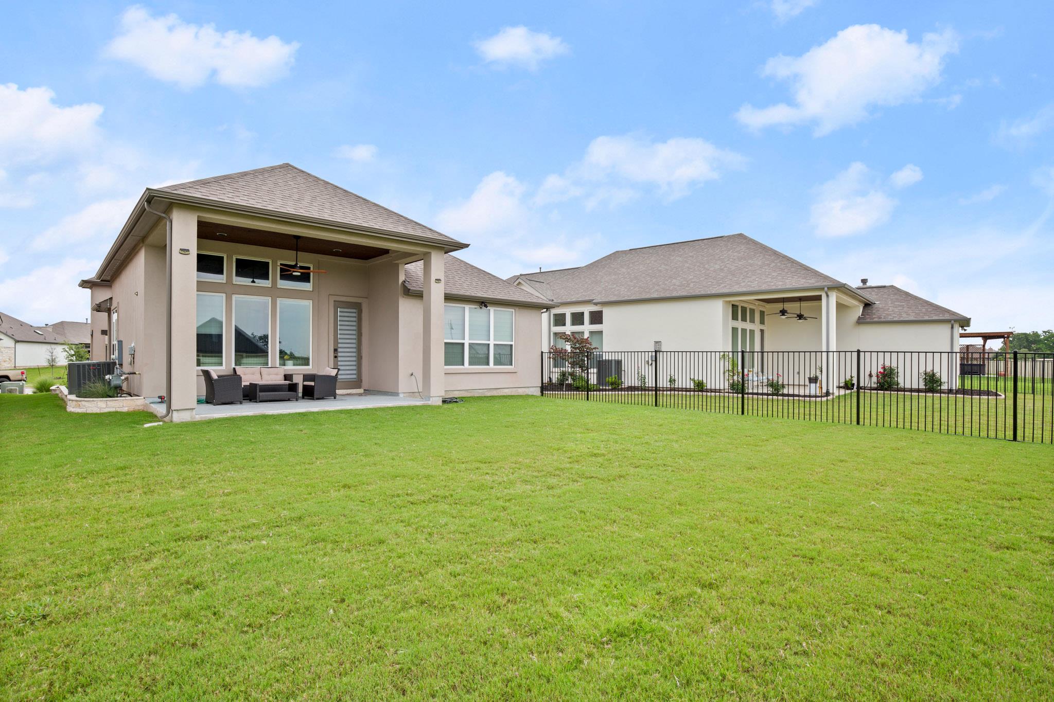 525 Faith DR