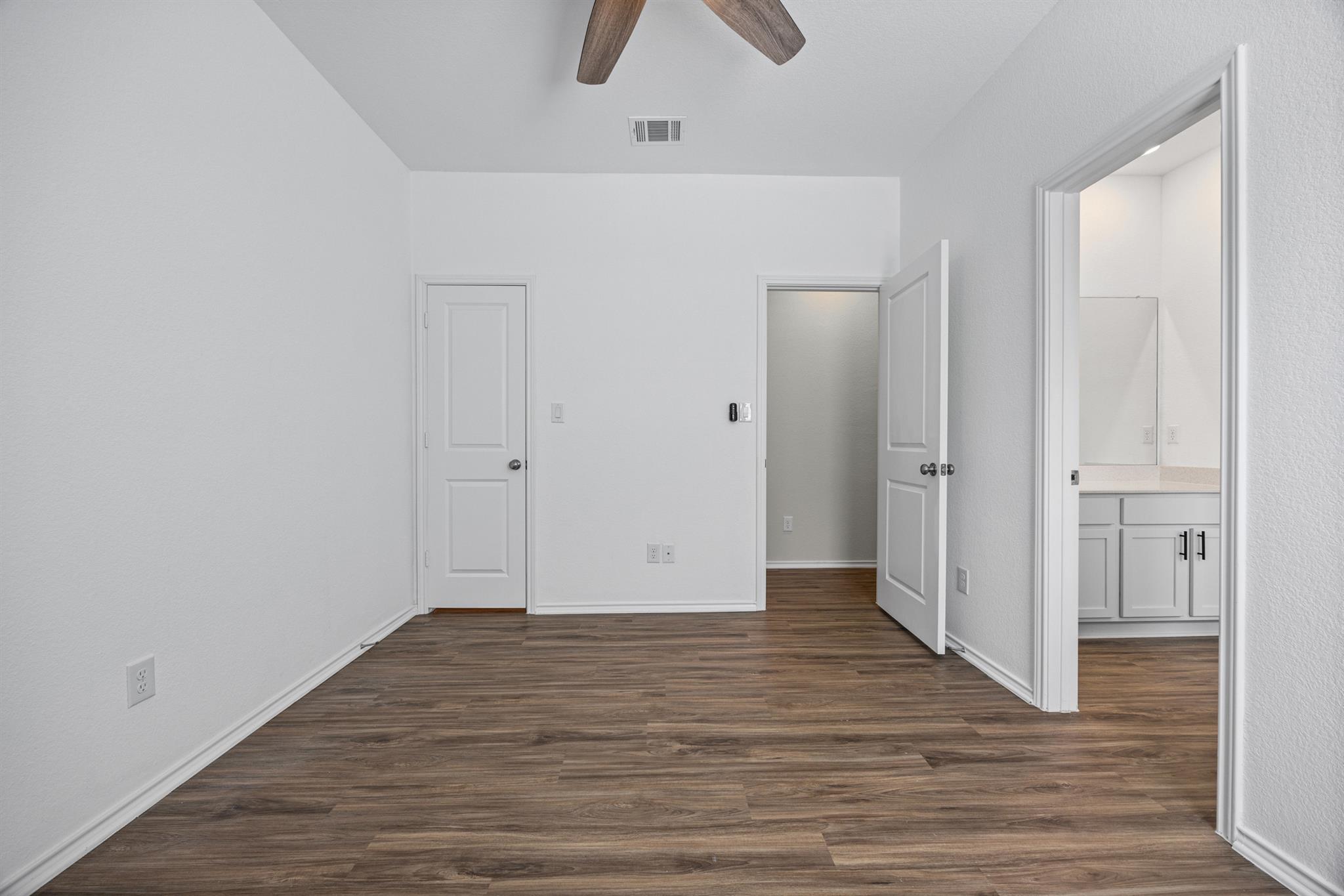 1609 Woolsey WAY