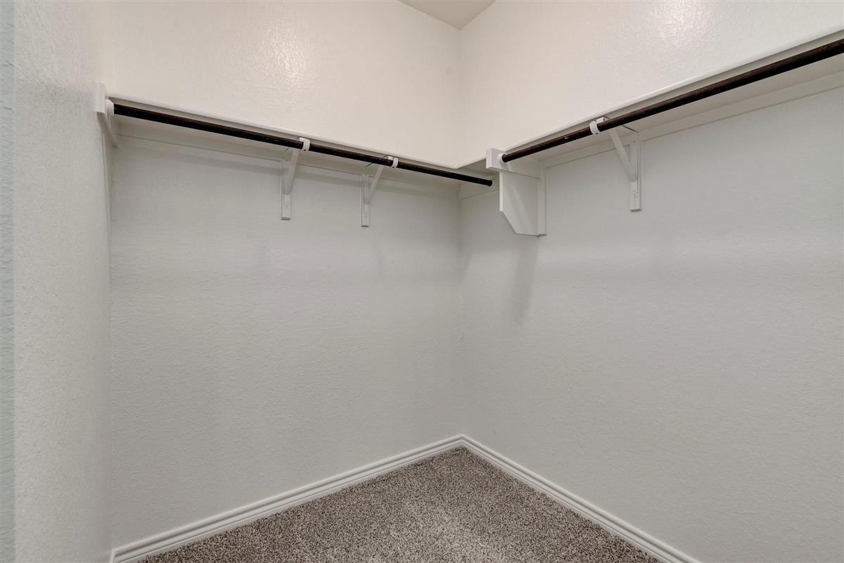 1307 Ambler DR