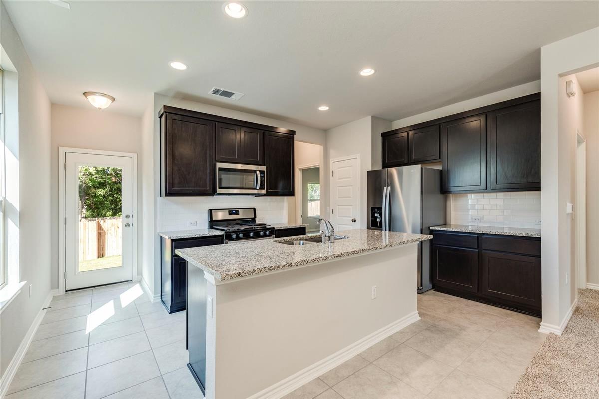 1307 Ambler DR